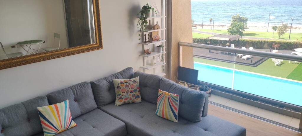holiday apartment in Nahariya with pool and sea view